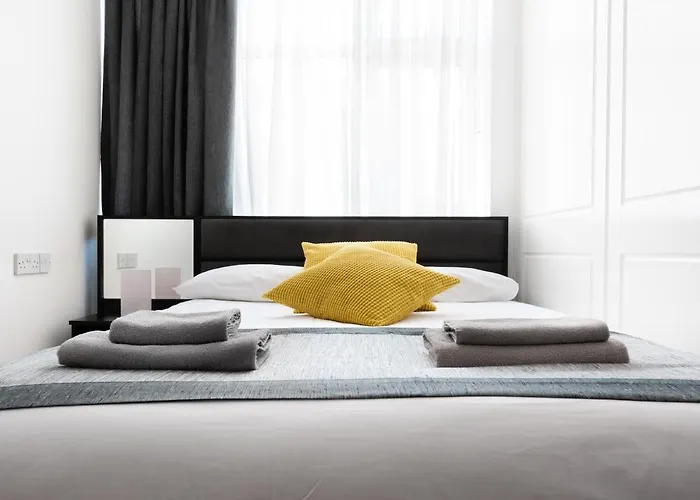 Central Hoxton ShoreditchAirport Hotel